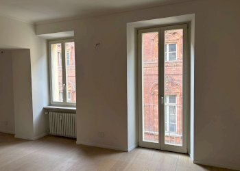 img_3152 - Two-room apartment via Cesare Battisti, 9, Torino (neighborhood Centro) - photo 2