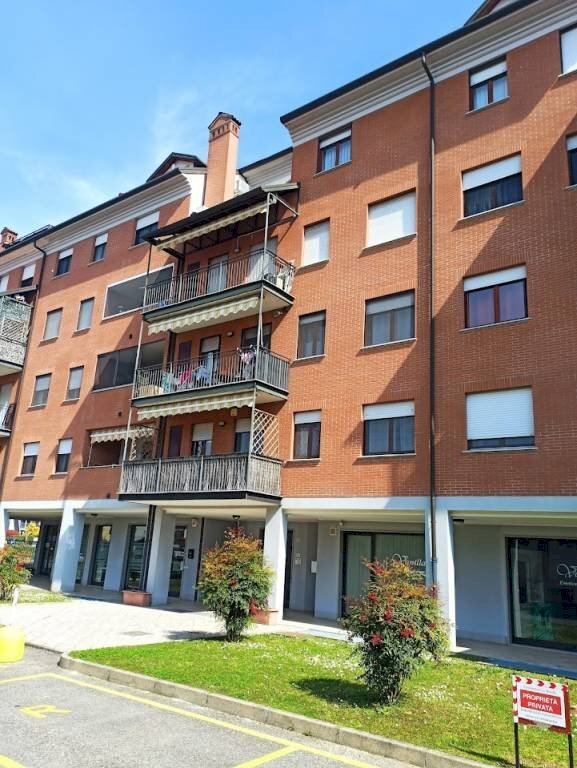 Facciata - Appartamento corso Roma, 51/b, Trecate - foto 1