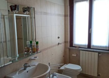 Bagno - Appartamento corso Roma, 51/b, Trecate - foto 17