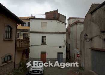 Facciata - Casa indipendente traversa Marconi, Martone - foto 1