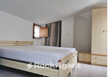 Camera da letto - Casa indipendente vico Giuseppe Giusti, Gioiosa Ionica - foto 1
