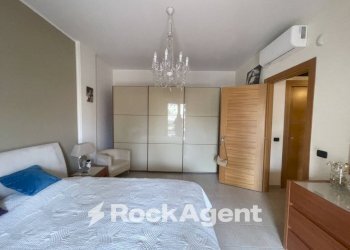 Camera da letto - Trilocale via San Martino, 114, Palma Campania - foto 21