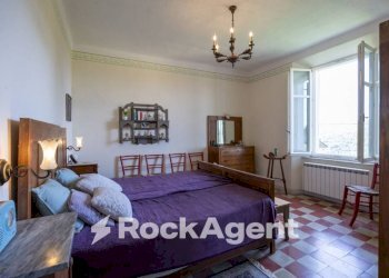 Camera da letto - Independent house via Martiri di Belfiore, 25, Fivizzano - photo 25