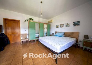 Camera da letto - Independent house via Francesco Cossiga, 180, Siligo - photo 10