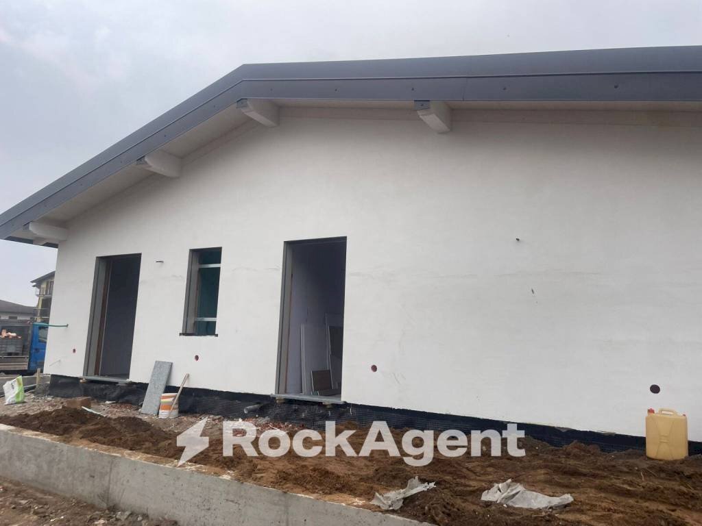 Facciata - Villa via Tramia, Garlasco - photo 1