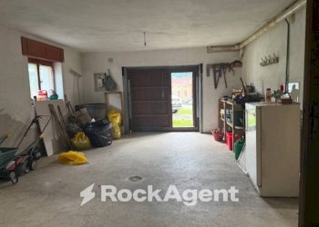 Box auto - Casa indipendente via Terroni Domenico, Borgo Val di Taro - foto 26