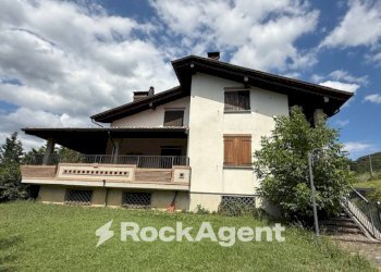 Facciata - Villa LOCALITA' GOTRA, Albareto - photo 3