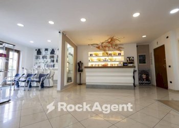 Interno non residenziale - Negozio viale dei Bizantini, 75, Catanzaro - foto 4