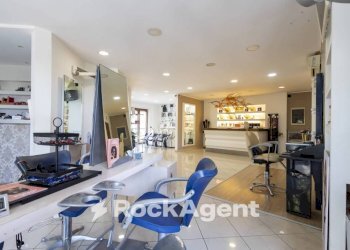 Interno non residenziale - Negozio viale dei Bizantini, 75, Catanzaro - foto 5