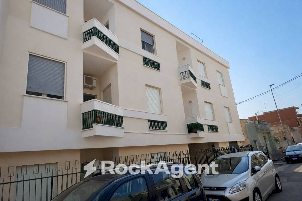 Facciata - Three-room apartment via Canova, 131, Casarano - photo 1