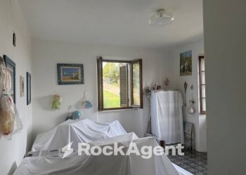 Camera da letto - Villa Lagrimone, PR, Tizzano Val Parma - photo 37