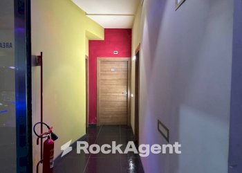 Corridoio - Commercial Activity corso Umberto I, 16, Montesilvano - photo 5