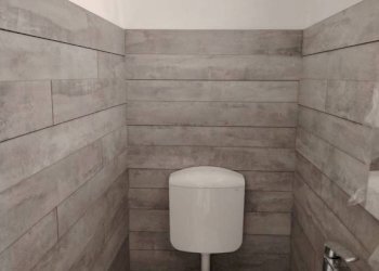 Bagno - Negozio viale Pasubio, 4, Mantova - foto 3