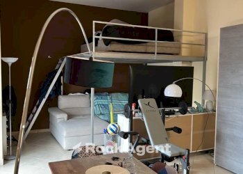 Interno non residenziale - Office via Manfredonia, 90, Foggia - photo 1