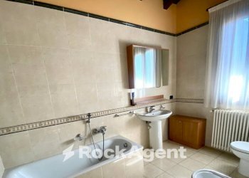 Bagno - Three-room apartment via Abetone Inferiore, Maranello - photo 8