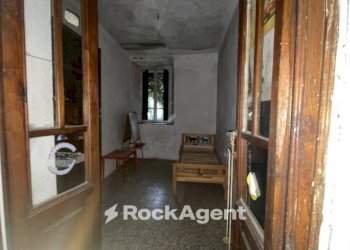 Corridoio - Casa indipendente strada Comunale di Nocchi, 131, Camaiore - foto 19