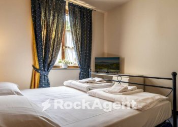 Camera da letto - Hotel via San Sebastiano, 81, Diano d'Alba - foto 11