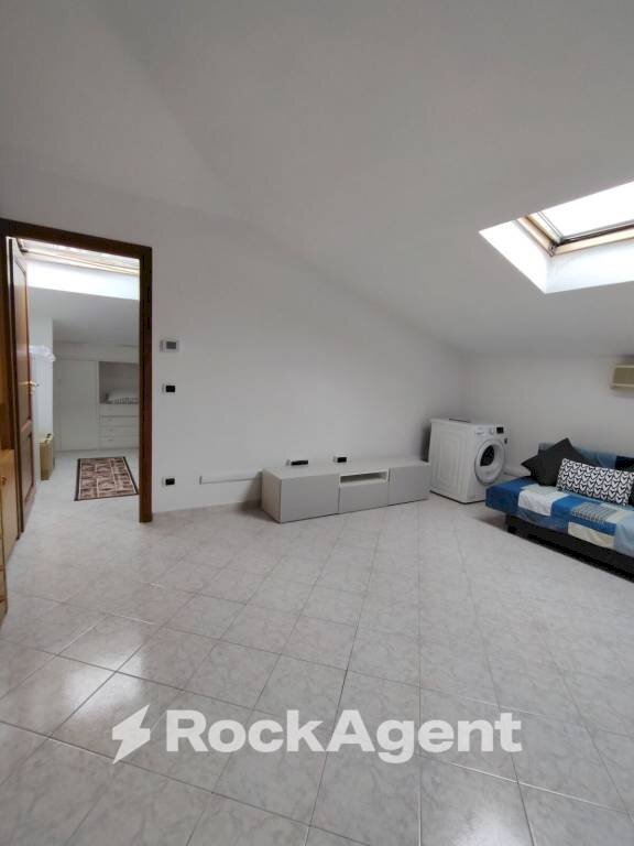 Salone - Attic via Aquila, 2, Carsoli - photo 3