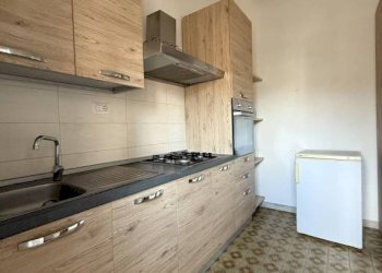 Cucina - Appartamento via Principessa Maria, 9, Sassari - foto 1