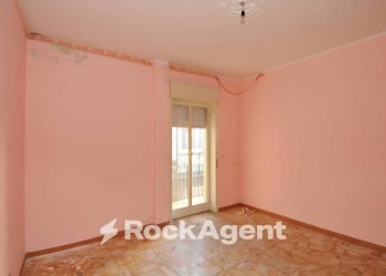 Camera da letto - Four-room apartment vico Tomasello, 13, San Pietro Clarenza - photo 7