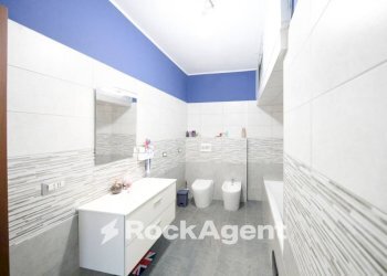 Bagno - Three-room apartment via Monte Grappa, 3, Mignanego - photo 30