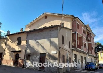 Facciata - Trilocale via Cavour, 1, Acquapendente - foto 21