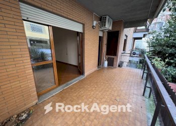 Terrazzo - Bilocale via Sanzeno, 15, Roma - foto 9