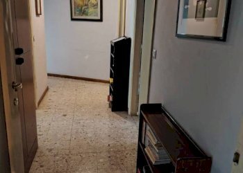 Corridoio - Four-room apartment via Bonetta Carlo, 7, Pavia - photo 16