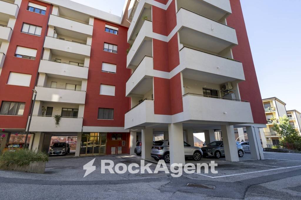 Facciata - Apartment via Michele Torcia, 8, Catanzaro - photo 2