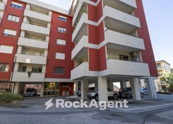 Facciata - Apartment via Michele Torcia, 8, Catanzaro - photo 2