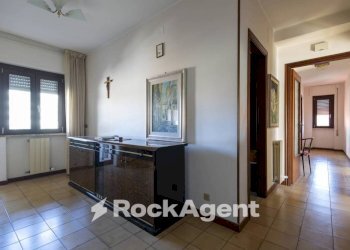 Corridoio - Apartment via Michele Torcia, 8, Catanzaro - photo 11