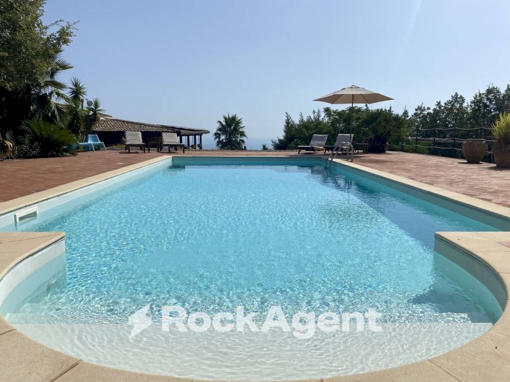 Piscina - Rustico via Millicucco, Piedimonte Etneo - foto 1