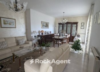 Salone - Villa via Torretta Rocchigiana, Priverno - foto 8