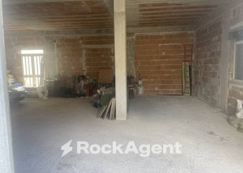 Stanza non arredata - Villa via Antonio Tedesco, Altavilla Silentina - photo 31