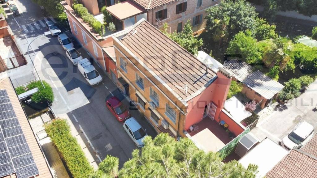 Zona - Three-room apartment Bologna (neighborhood Massarenti) - photo 2