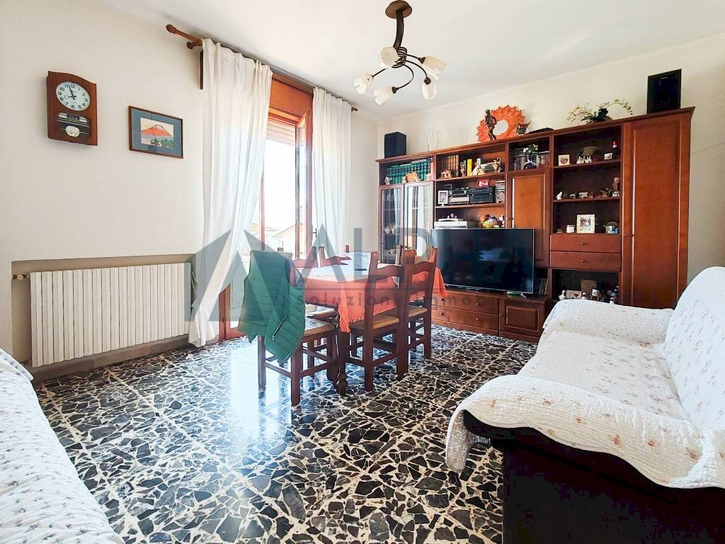 Salone - Trilocale via Roma, Savignano sul Rubicone - foto 1