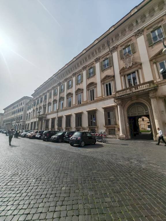 Zona - Office piazza dei Santi Apostoli, 80, Roma (neighborhood Centro Storico) - photo 3