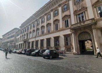 Zona - Office piazza dei Santi Apostoli, 80, Roma (neighborhood Centro Storico) - photo 3