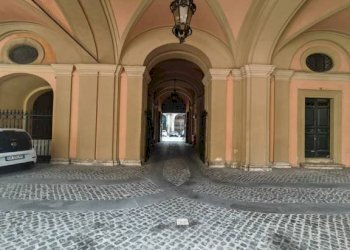 Cortile interno - Office piazza dei Santi Apostoli, 80, Roma (neighborhood Centro Storico) - photo 5
