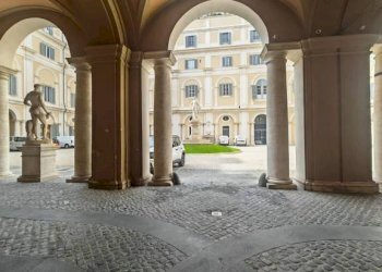 Cortile interno - Office piazza dei Santi Apostoli, 80, Roma (neighborhood Centro Storico) - photo 12
