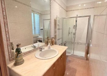 Bagno - Attico via Gian Luca Squarcialupo, 20, Roma - foto 13