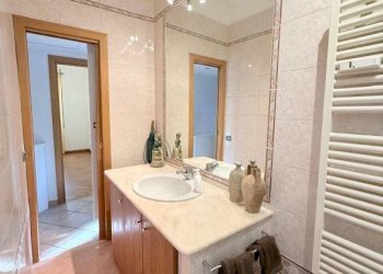 Bagno - Attico via Gian Luca Squarcialupo, 20, Roma - foto 16