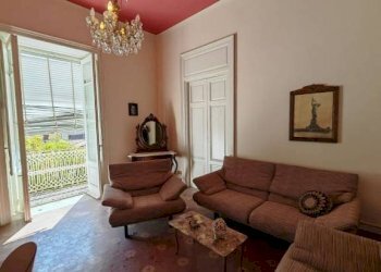 Salone - Villa strada Vicinale Roccazzo, Rivello - foto 13