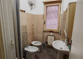 Bagno - Ufficio via Italo Carlo Falbo, 22, Roma - foto 9