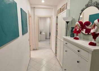 Corridoio - Appartamento via Lucrino, 41, Roma - foto 17