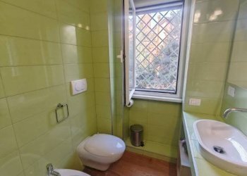 Bagno - Appartamento via Zanzur, 32, Roma - foto 13