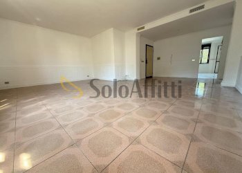 WhatsApp Image 2026-03-25 at 12.16.53 (6).jpeg - Quadrilocale Via Pier Paolo Pasolini 47, Caserta - foto 8