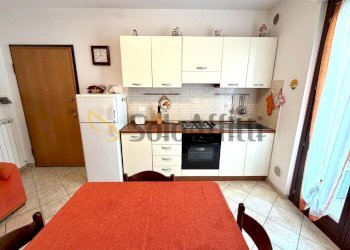 CUCINA - Trilocale Via XXI Aprile 2, Tortoreto - foto 4