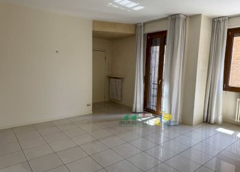 IMG_1400(1).JPG - Appartamento Strada Giuseppe Mazzini, Parma - foto 3