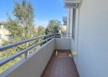 BALCONE.jpg - Trilocale Via M. Jacchia 4, Parma (zona Montanara) - foto 5